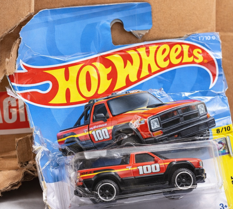 Transportschaden Modellauto aufgrund schlechter Verpackung